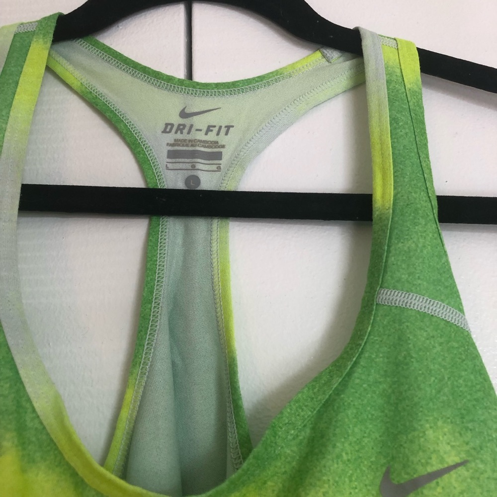 DONATED ⏰ Nike Green Ombré Dri-Fit Tank - Picture 3 of 5